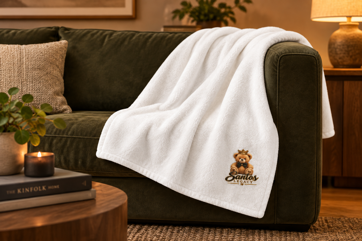 Santos Legacy™ Bear Hug Luxury Fleece blanket